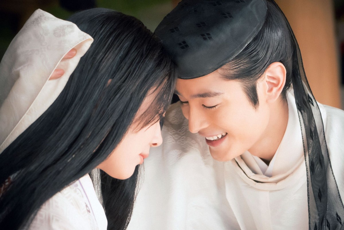 『光る君へ』第27回　“まひろ”吉高由里子、“道長”柄本佑と再会　思い出話に花を咲かせる