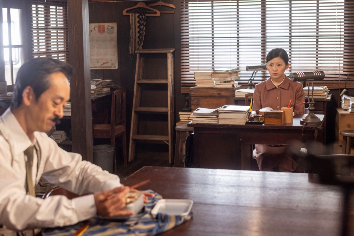 『虎に翼』“寅子”伊藤沙莉、怒りの花束贈呈拒否に賛否「めちゃくちゃ共感」「あの態度はあかん…」
