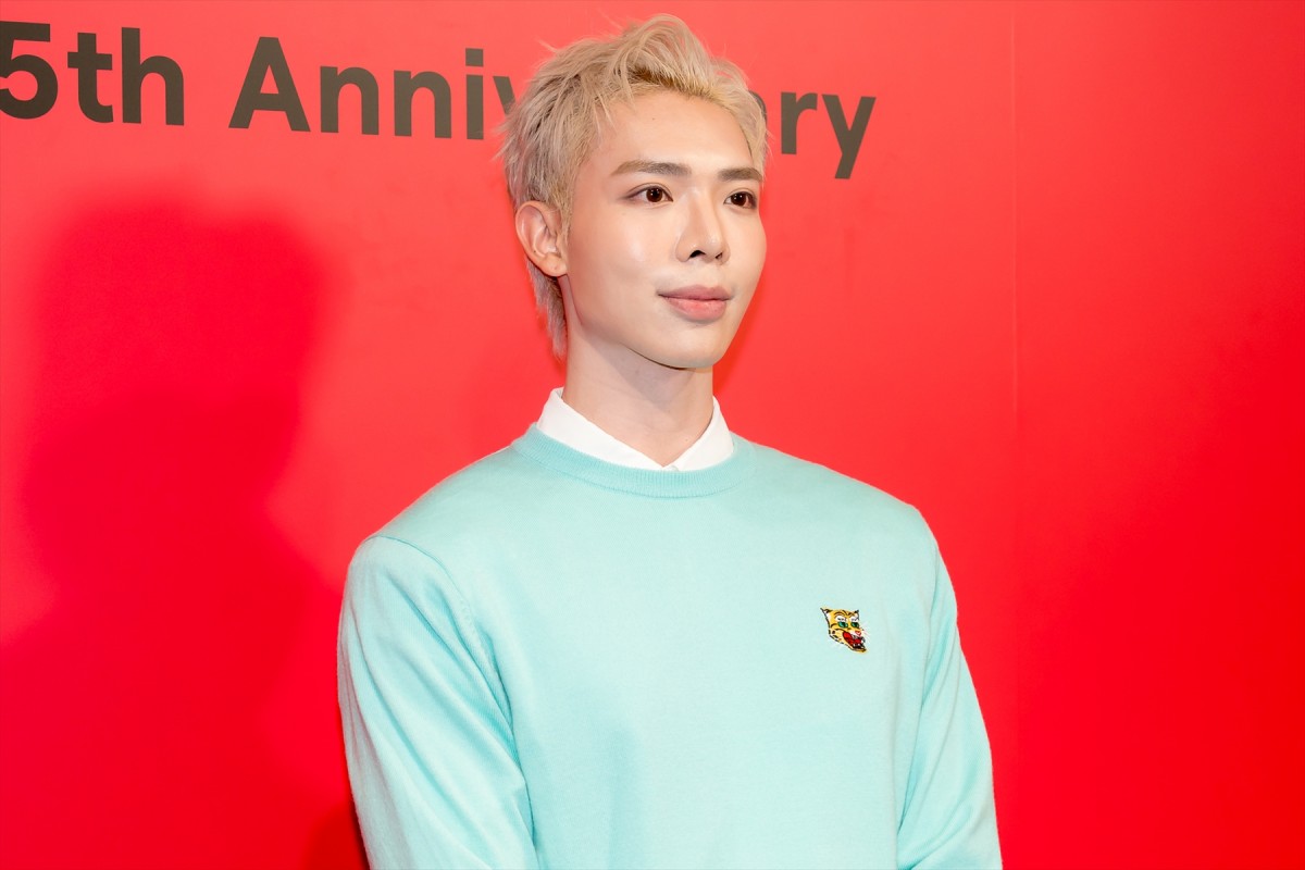 チェ・ジョンヒョプがイベント登場　さわやかな笑顔でフォトコールに応じる