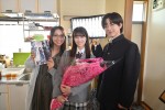 ドラマ『そんな家族なら捨てちゃえば？』より乃木坂46・岩本蓮加のクランクアップの様子