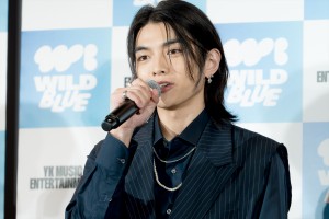宮武颯、5人組ボーイズグループ・WILD BLUE 記者発表会に登場