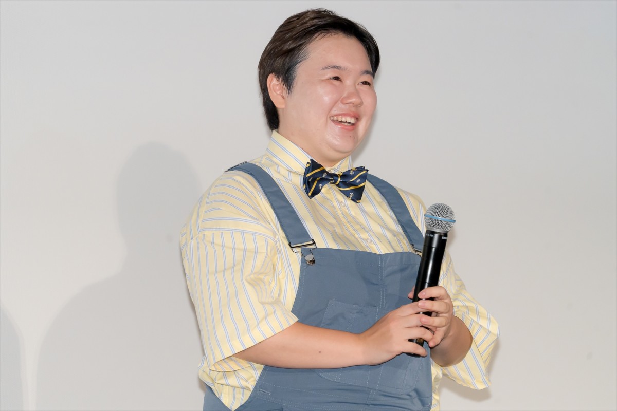 やす子、誕生日サプライズに喜び　26歳の抱負を明かす「目の前のことをコツコツ」