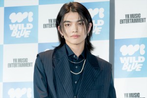 宮武颯、5人組ボーイズグループ・WILD BLUE 記者発表会に登場