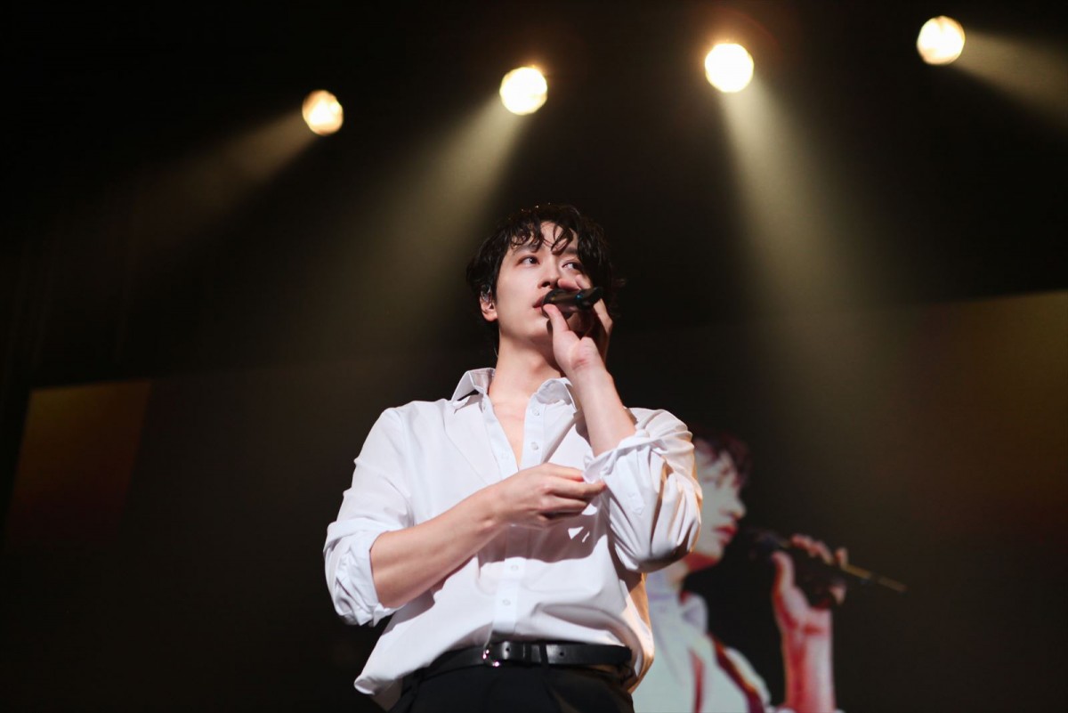 2PM・チャンソン＆Gulf＆三山凌輝、国境超えて和気あいあい！　『誰よりもつよく抱きしめて』裏話明かす