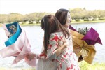 ドラマ『マル秘の密子さん』より福原遥、松雪泰子のクランクアップの様子