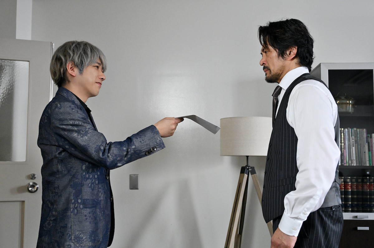 『ブラックペアン シーズン2』“天城”二宮和也、シャンス・サンプルの秘められた過去に反響「悲しすぎる…」
