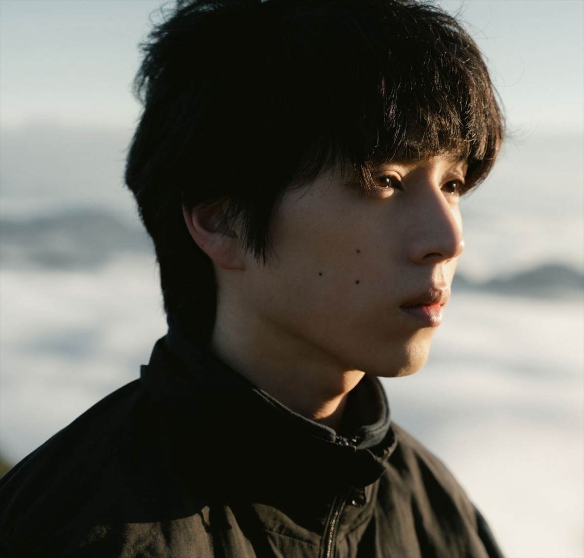 『ライオンの隠れ家』坂東龍汰、“ありのまま”の姿が詰め込まれた初の写真集『日常日和』12.4発売決定