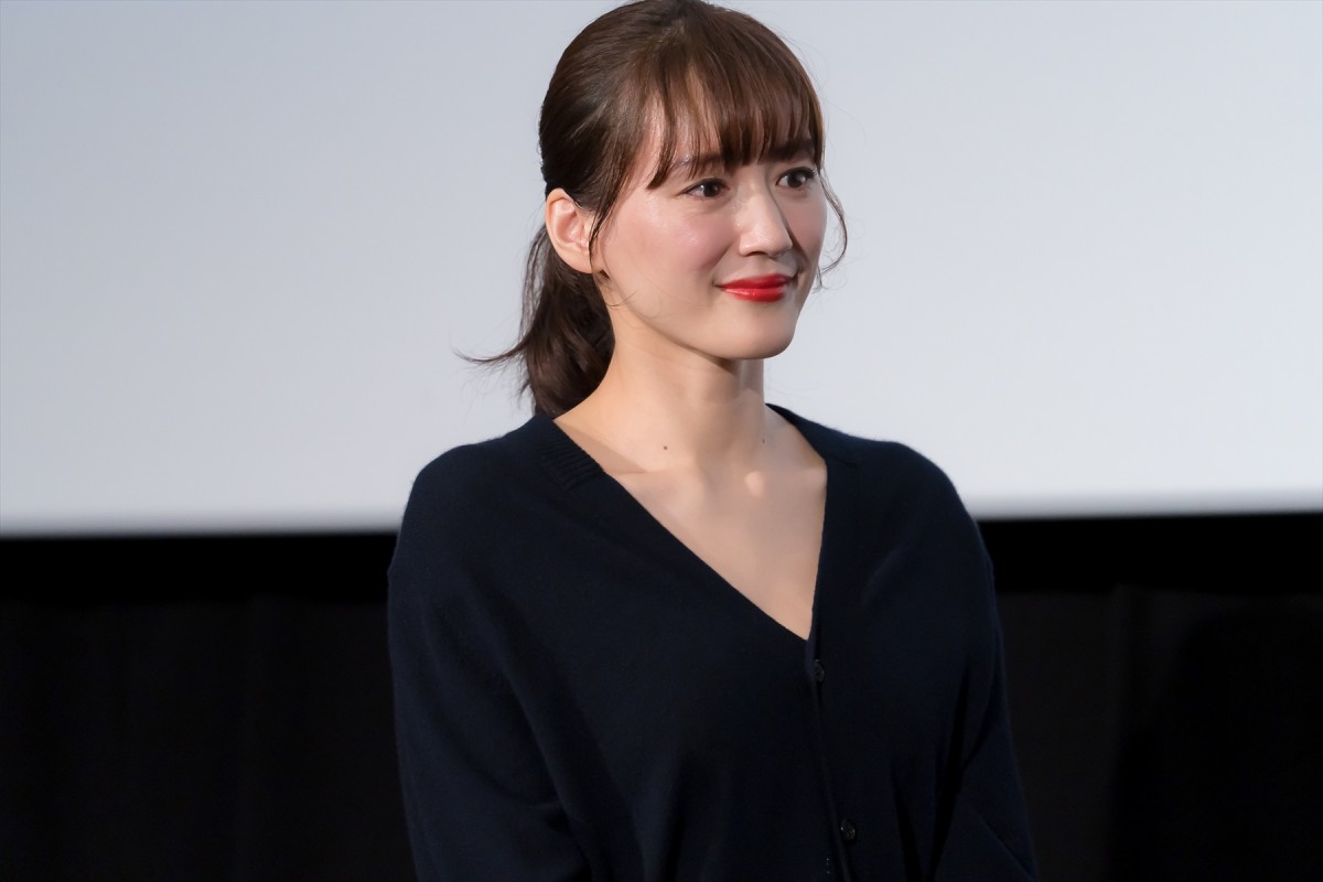 綾瀬はるか、大沢一菜からのサプライズに涙「一生宝物にします」