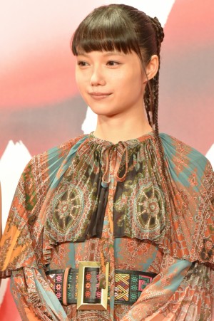 宮崎あおい、「第30回東京国際映画祭」オープニング＆レッドカーペットに登場（2017年）