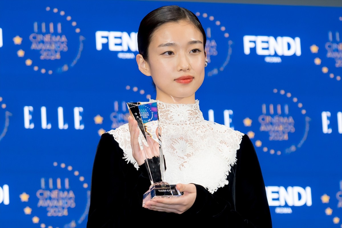 河合優実、エル ベストアクトレス賞受賞　大活躍の2024年は「ずっと走っていた」