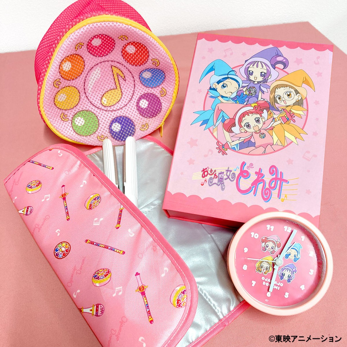『おジャ魔女どれみ』×「サンキューマート」がコラボ！　変身コンパクトのようなミラーなど展開へ