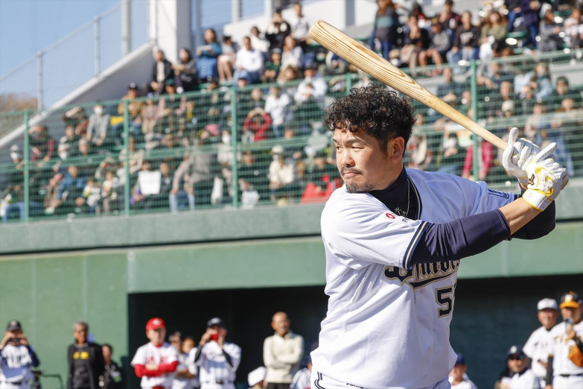 M‐1準優勝・バッテリィズ、佐藤隆太、鈴木福、高橋優斗、DeNA三浦大輔監らが野球対決に参戦！　あす放送『超アスリートvs芸能人』