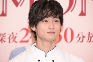 中川大輔、ドラマNEXT『パティスリーMON』記者会見に登場