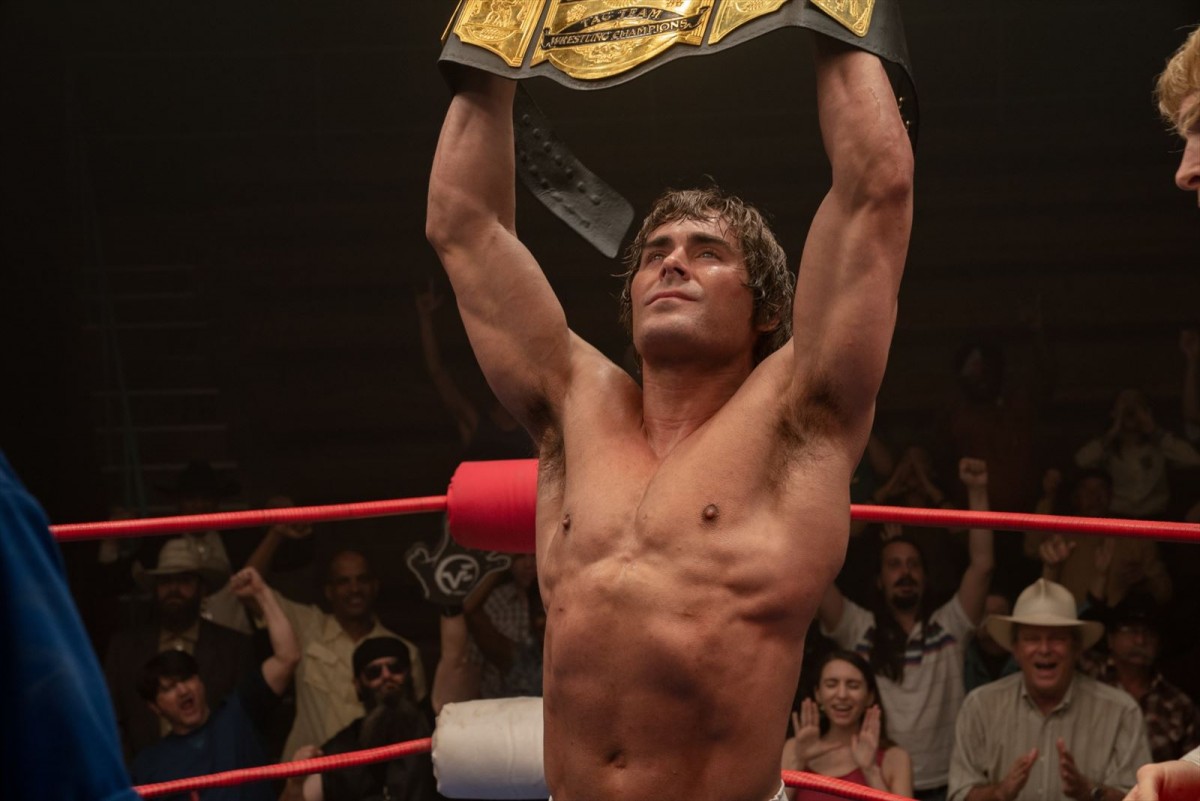 ザック・エフロン主演でプロレス界の伝説“鉄の爪”フォン・エリック一家の実話を映画化！　A24最新作『アイアンクロー』予告解禁
