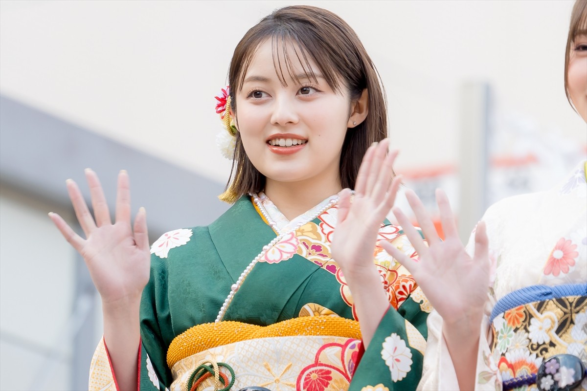 生見愛瑠、晴れ着姿で2024年の目標明かす　2023年は「焦っていた1年」