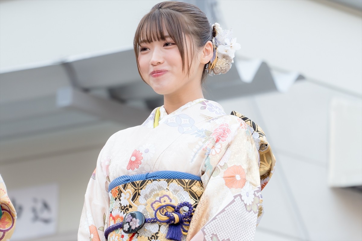 生見愛瑠、晴れ着姿で2024年の目標明かす　2023年は「焦っていた1年」