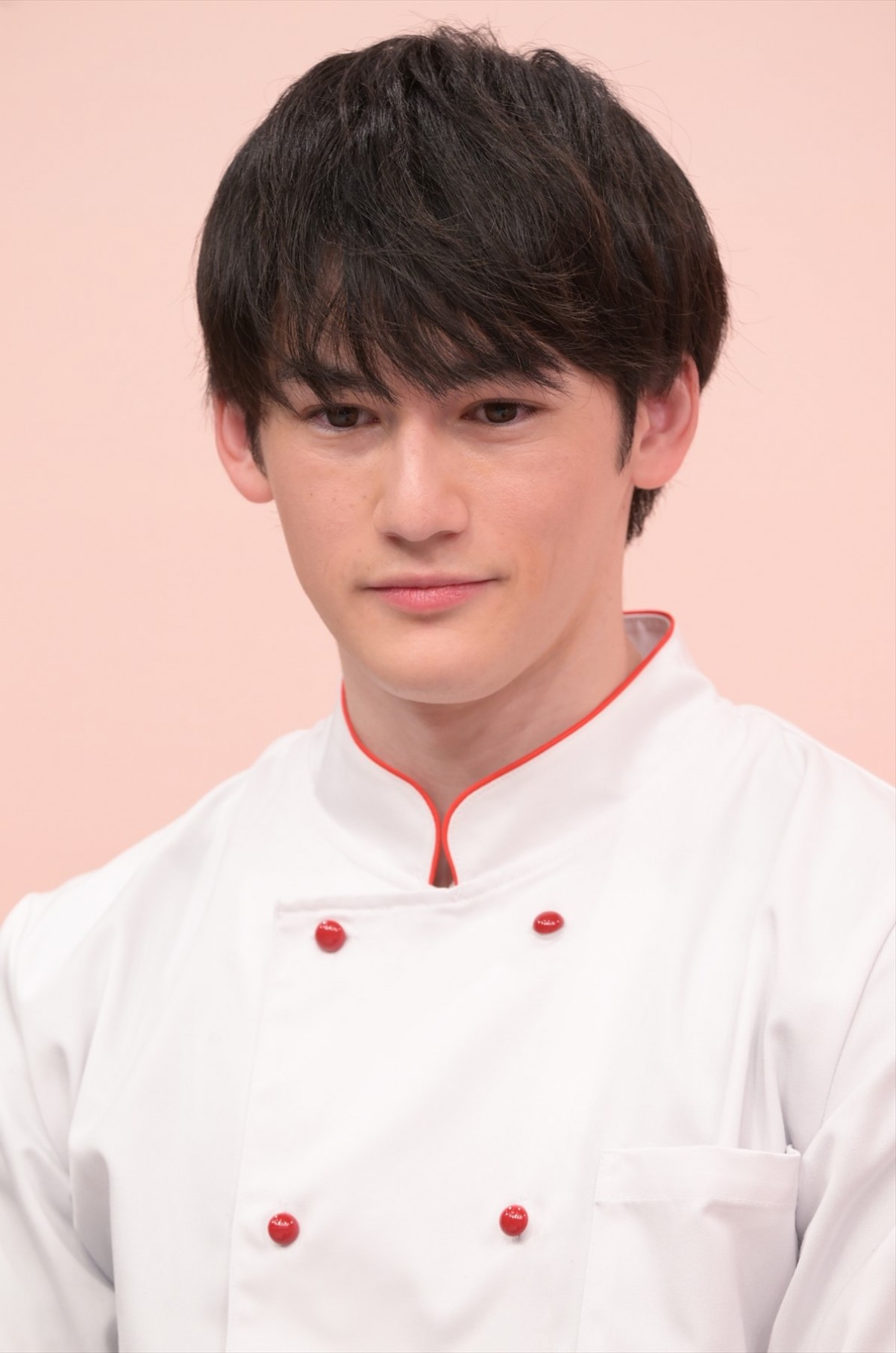 畑芽育、バレンタインデーのほろ苦い思い出を明かす「違う人が違う人に渡して」