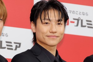 GENERATIONS・小森隼、「カープレミア」新CM発表会に登場