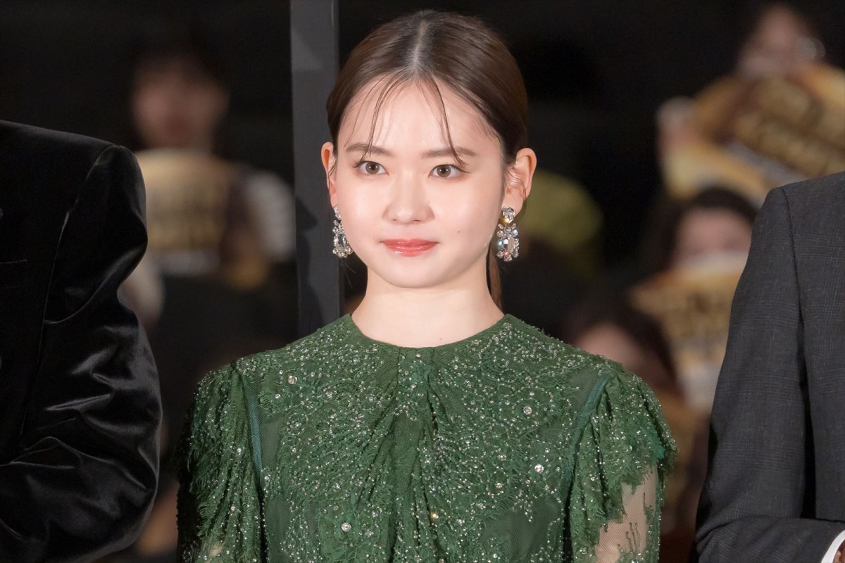山田杏奈、山崎賢人の座長ぶりを絶賛「まさに“不死身の山崎”」