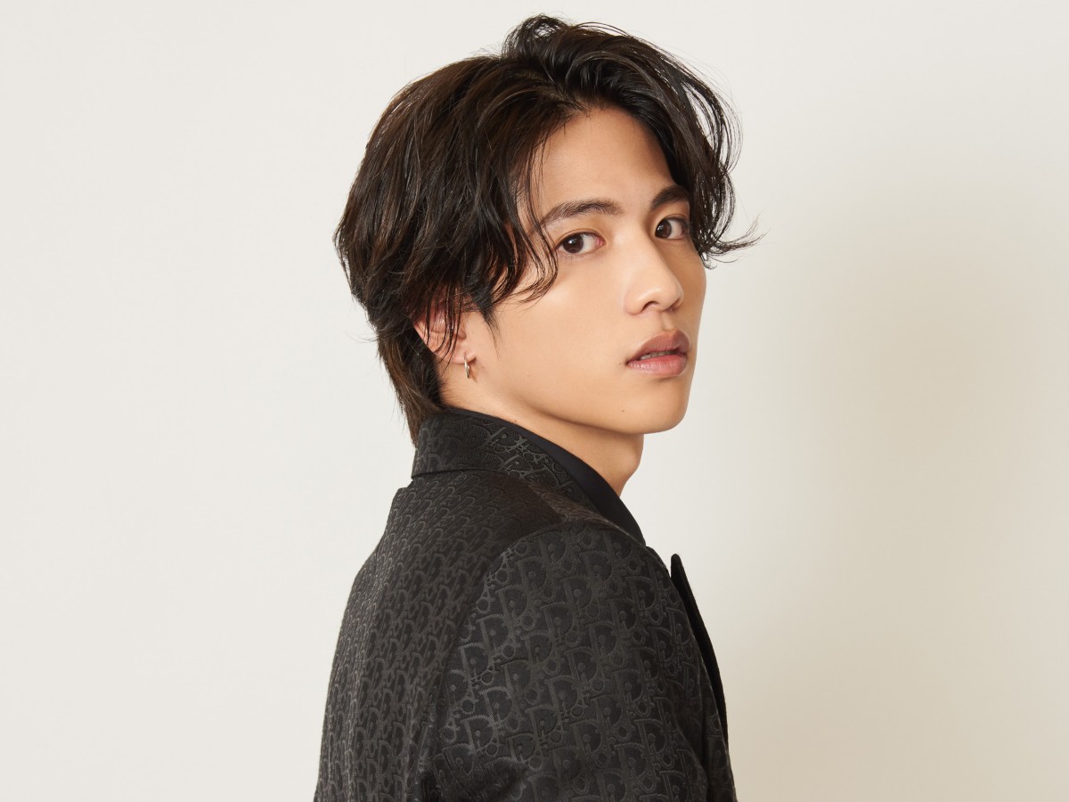 吉沢亮、志尊淳、町田啓太も！　イケメン人気俳優の可愛すぎる“幼少期ショット”