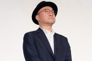 映画『マッチング』初日舞台あいさつに登壇した内田英治監督