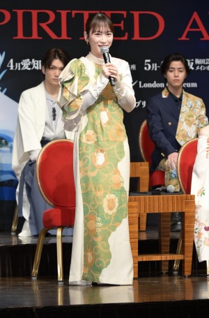 川栄李奈、舞台『千と千尋の神隠し』製作会見に登場