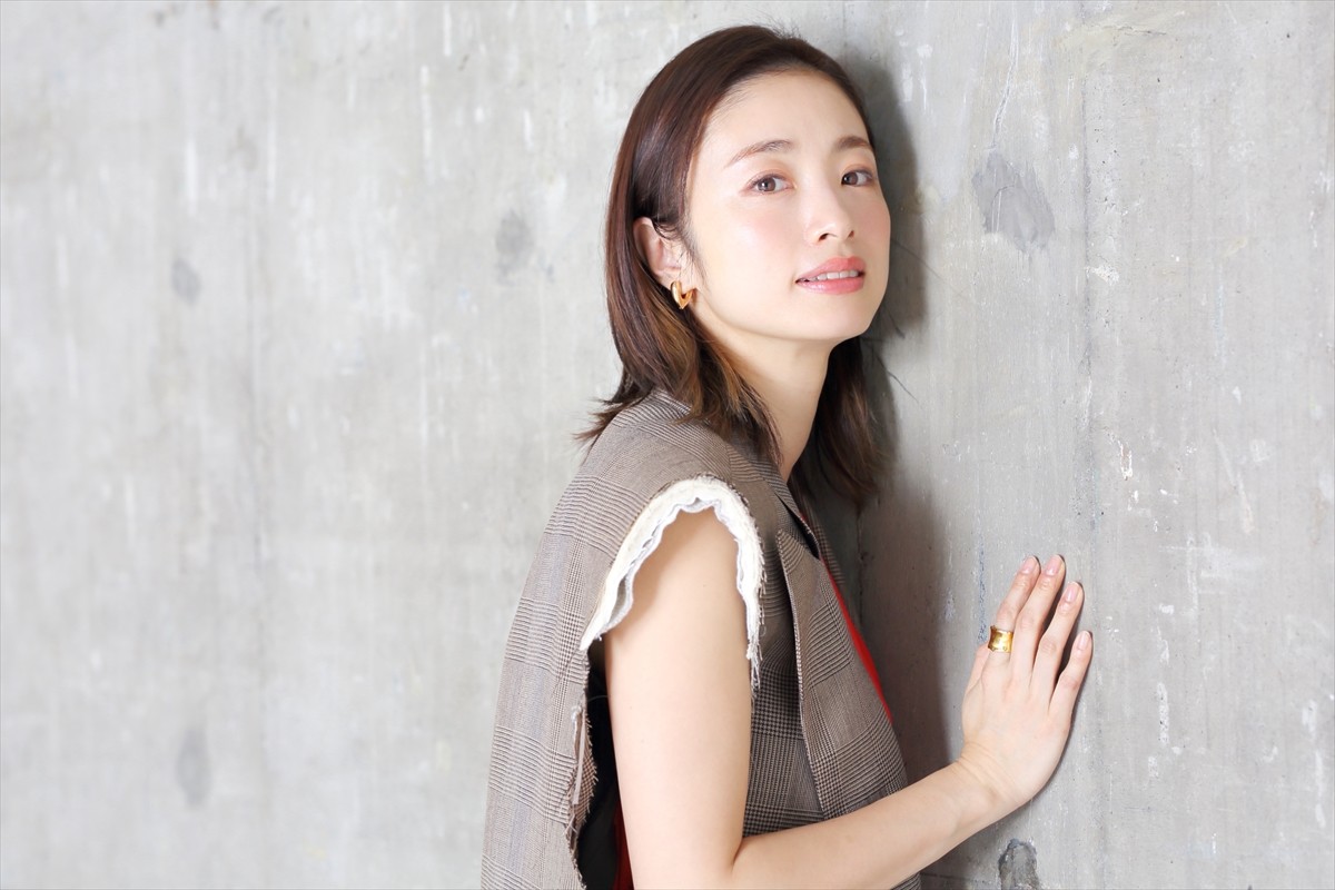 上戸彩、子育て中の仕事選びは「無理だと思うものには、手を出さない」　周囲の支えに感謝