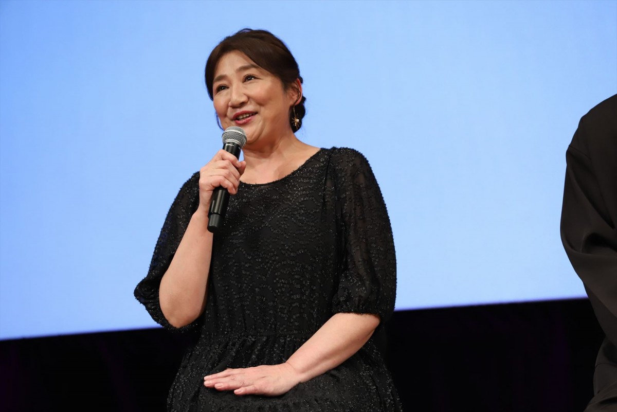 松下由樹、エネルギーあふれる先輩と共演の『お終活』続編に喜び　トークイベントに登場