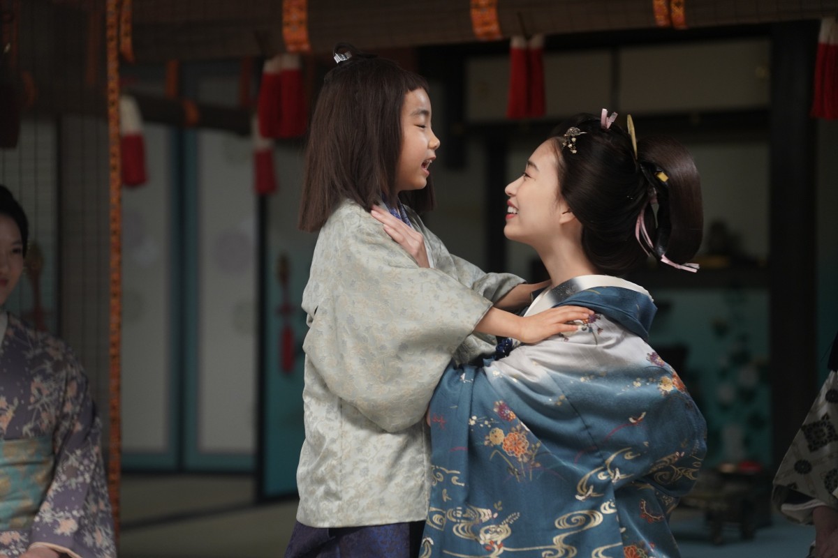 『大奥』第9話　“倫子”小芝風花、再会した“定信”宮舘涼太から抱きしめられる