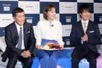 （左から）株式会社エアウィーヴ 代表取締役会長兼社長　高岡本州、石川佳純、内村航平