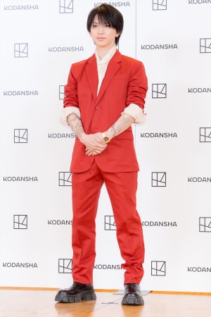 岩橋玄樹、1st写真集「Labneh」発売記念会見