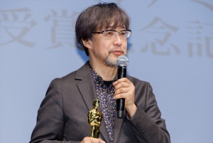 山崎貴監督、『ゴジラ-1.0』アカデミー賞受賞記念記者会見に登場