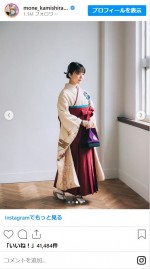 上白石萌音、美しい袴姿で大学卒業を報告　※「上白石萌音」インスタグラム
