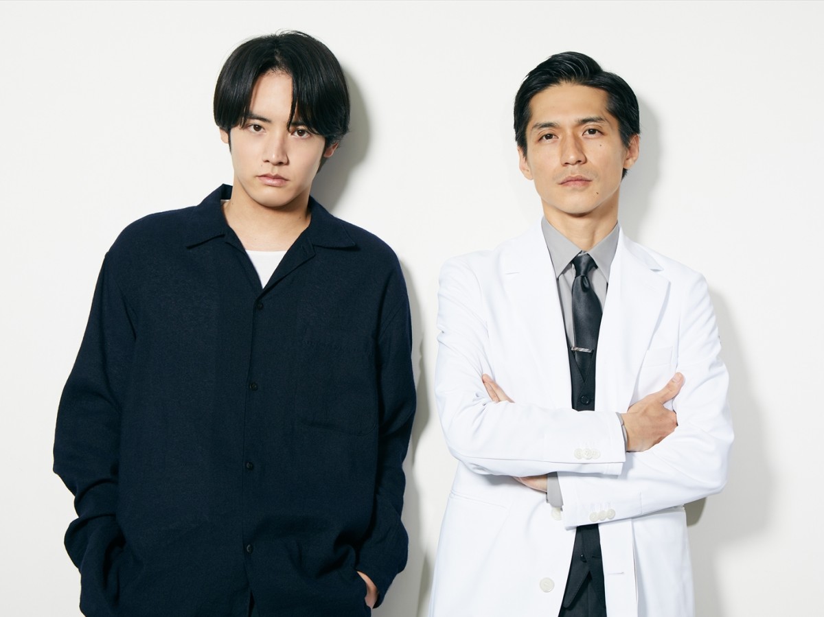 (左から)赤楚衛二、錦戸亮