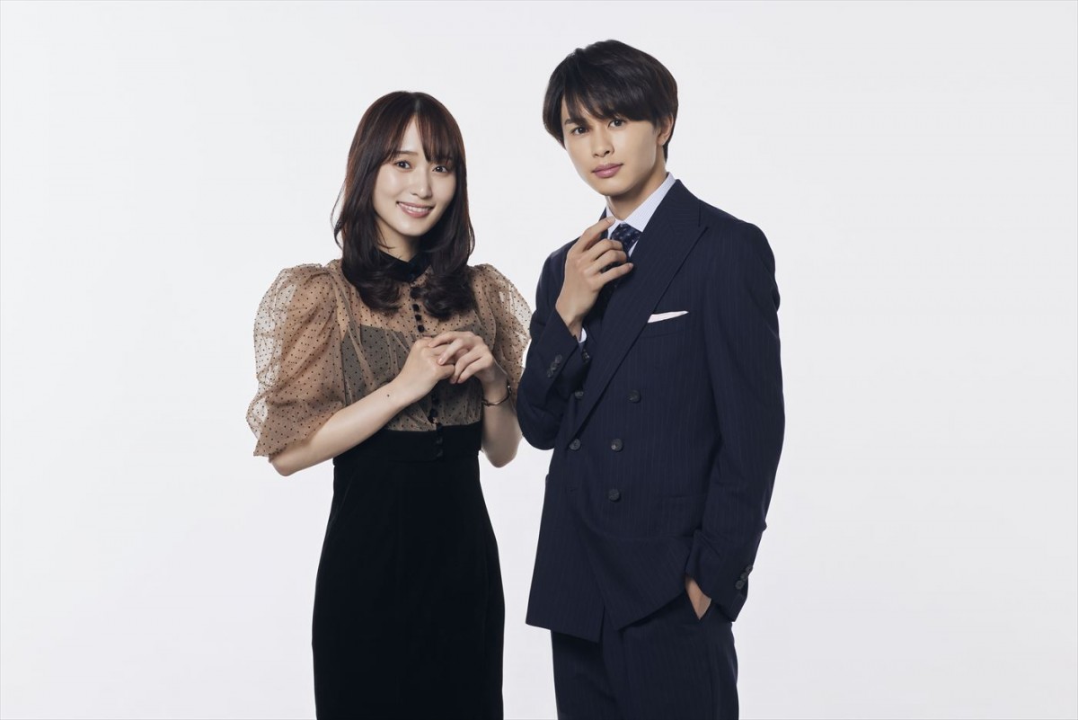ドラマ『ビジネス婚―好きになったら離婚します―』ダブル主演(左から)菅井友香、草川拓弥