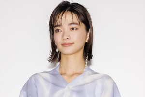 見上愛、『Re:リベンジ-欲望の果てに-』完成披露試写会・舞台挨拶に登場