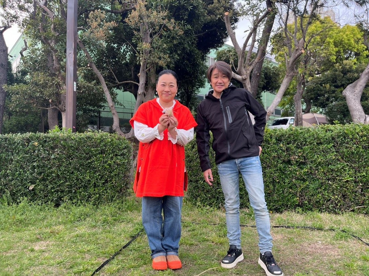 近藤真彦のサプライズ登場にいとうあさこが感激！　トラジャ・松田元太＆松倉海斗が仕掛け人に　あす放送『ともだちの日』