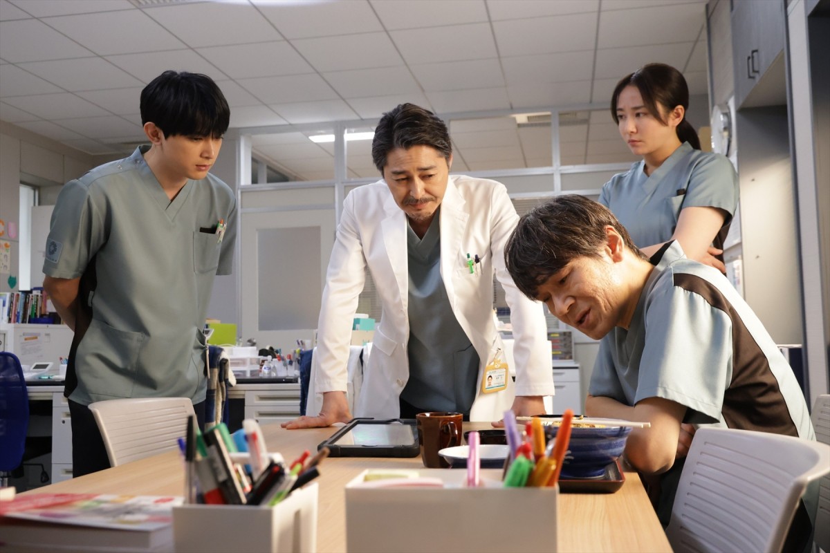 【今夜放送！】吉沢亮主演『PICU 小児集中治療室』SP、“しこちゃん先生”は後輩の指導に頭を悩ませる
