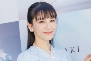 Perfume・あ～ちゃん、TASAKI 70周年アニバーサリー エキシビション「FLOATING SHELL」フォトコールに登場