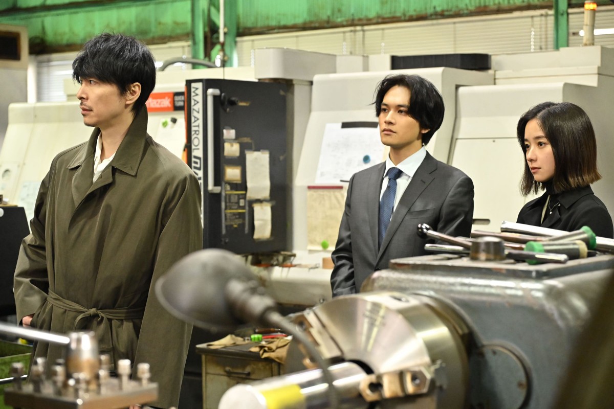 『アンチヒーロー』初回　長谷川博己、ダークすぎる弁護士役にネット騒然「えげつない」