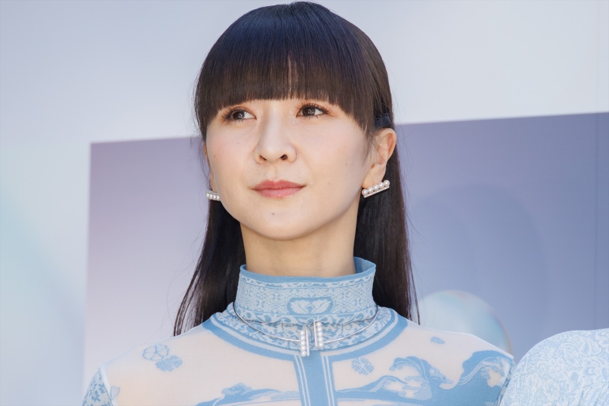 吉岡里帆、エレガントなドレス姿を披露　長期休暇の予定を報告「メキシコの方に行こうかなと」