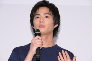 山岡樹、映画『氷室蓮司』完成披露舞台挨拶に登場