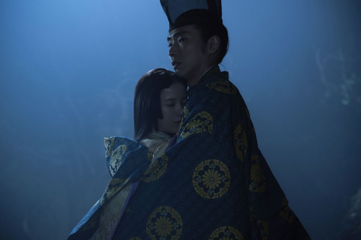 『光る君へ』“まひろ”吉高由里子、“道長”柄本佑に別れのキス　視聴者キュン「美しい！！」