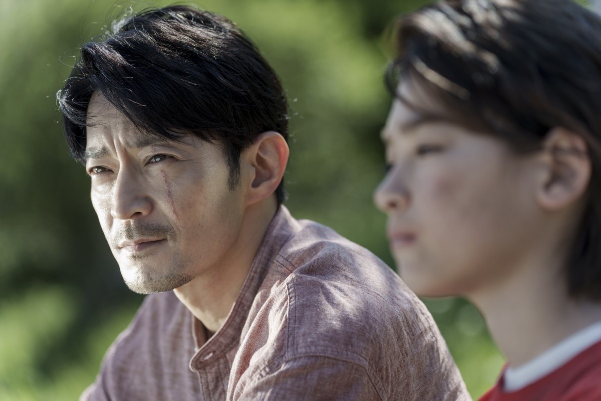 『赤羽骨子のボディガード』“荒邦”ラウールの父役に津田健次郎！　皆川猿時、安井順平も出演決定