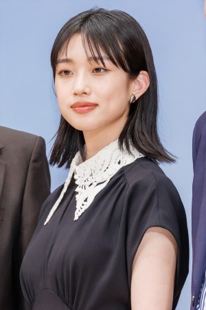 河合優実、映画『あんのこと』完成披露上映会に登場