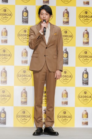 向井理、「ジョージア」キャンペーン発表会に登場