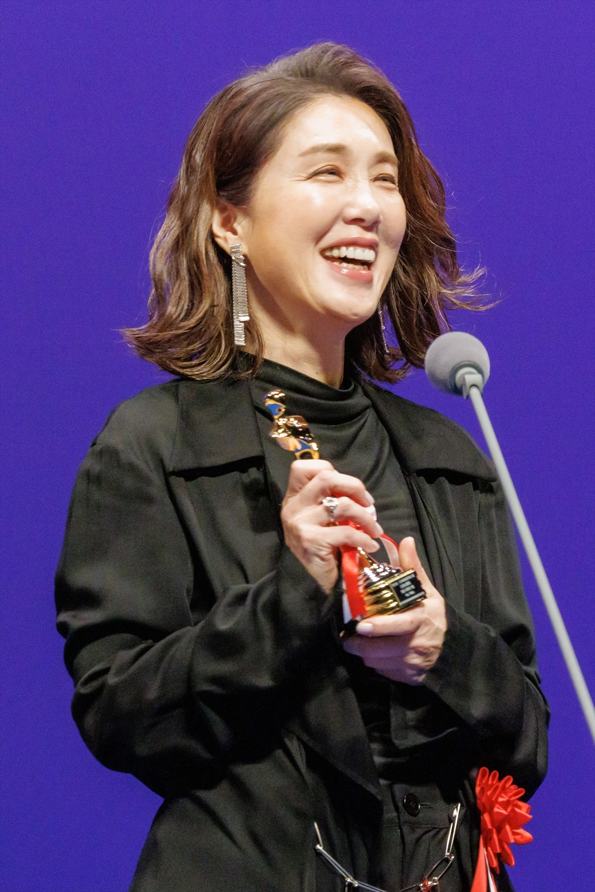新垣結衣、『正欲』で“人生初”助演女優賞「大事なことを教えてくれた作品」＜日本映画批評家大賞＞