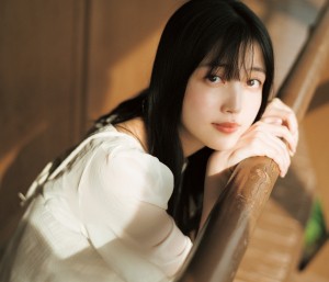 【写真】志田音々、健康的美ボディを披露