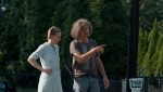 映画『関心領域』（左から）ザンドラ・ヒュラー、ジョナサン・グレイザー監督