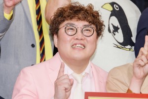 マユリカ・阪本、『M-1グランプリ2024』開催会見に登場